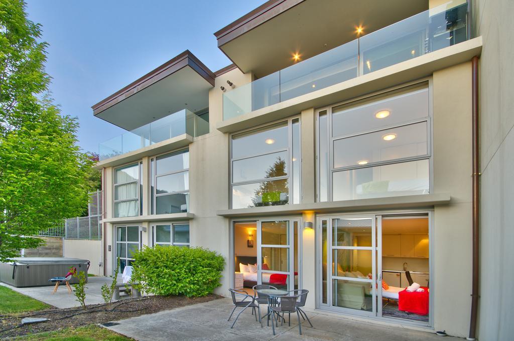 Centrally Superior Queenstown Exterior photo