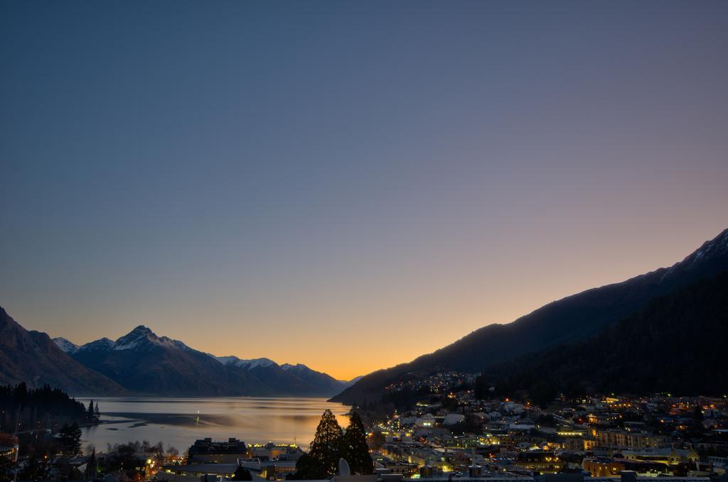 Centrally Superior Queenstown Exterior photo